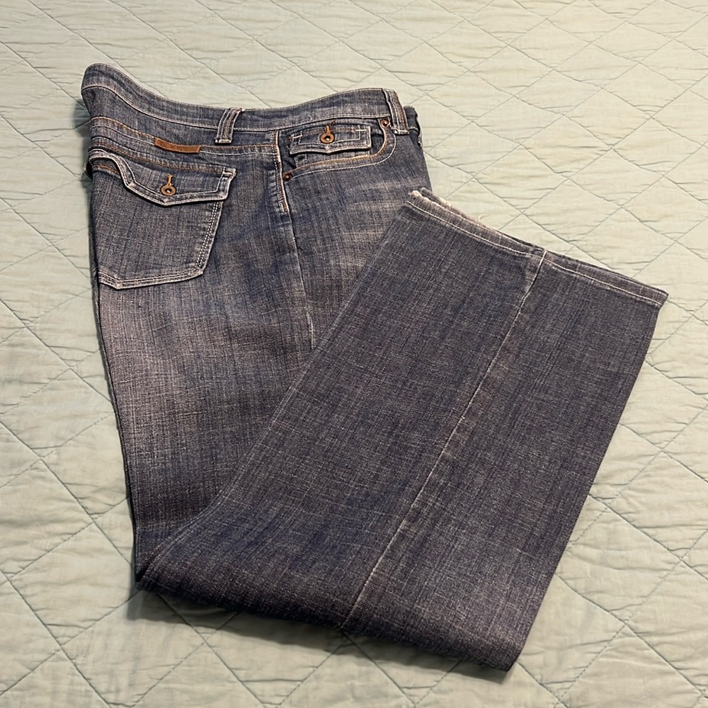 Cowgirl Tuff Co low waist bootcut jeans size 29 length 31